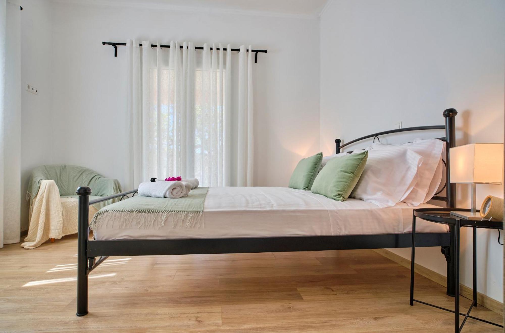 Astrakeri Olivia Mare Vacation House Corfu מראה חיצוני תמונה