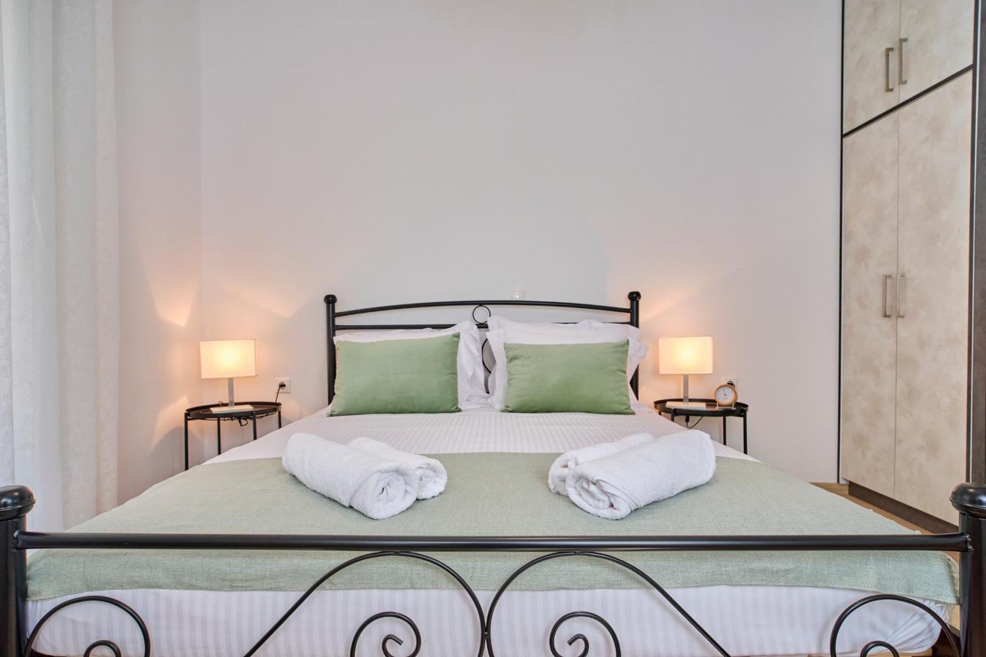 Astrakeri Olivia Mare Vacation House Corfu מראה חיצוני תמונה